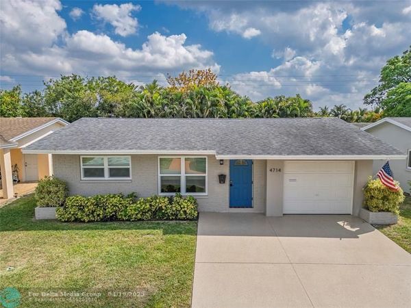 4714 NW 44th St, Tamarac, FL 33319