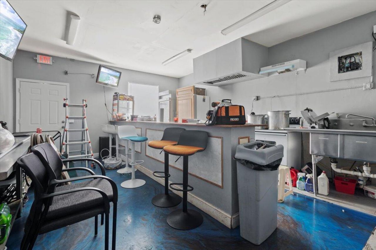 1504 N Sapodilla Avenue N, West Palm Beach, FL 33401 Photo