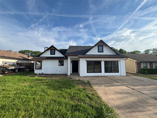 13802 E 19th Place, Tulsa, OK 74108