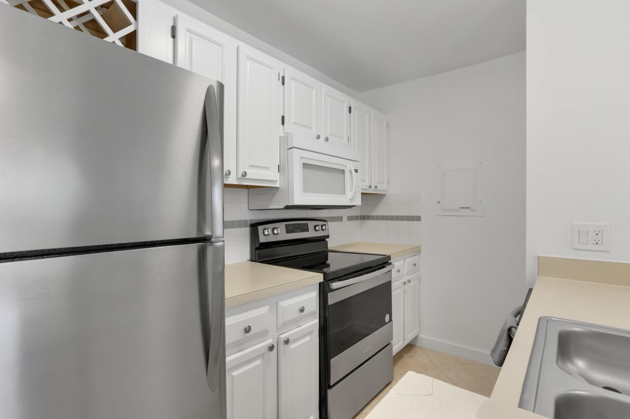 1780 Palm Cove Boulevard, Unit 6-101, Delray Beach, FL 33445 Photo