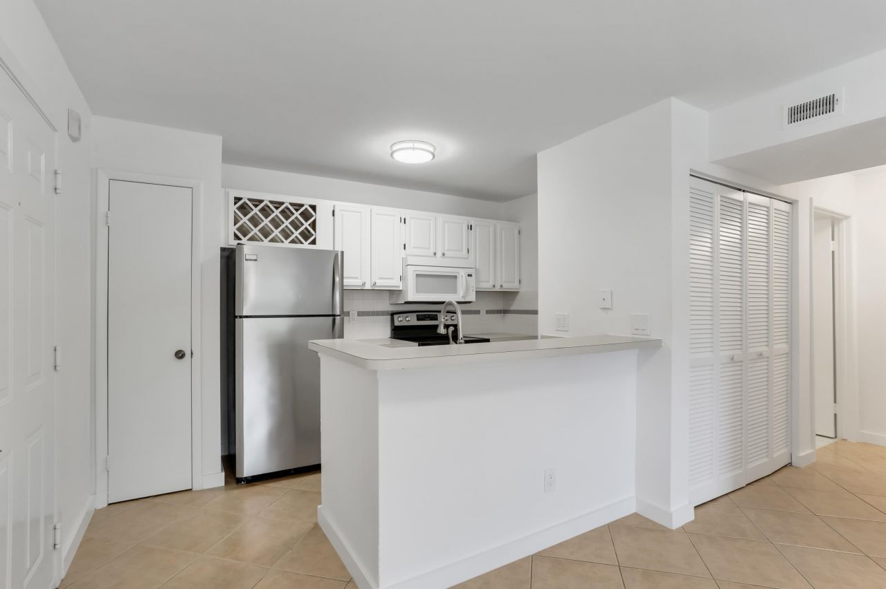 1780 Palm Cove Boulevard, Unit 6-101, Delray Beach, FL 33445 Photo