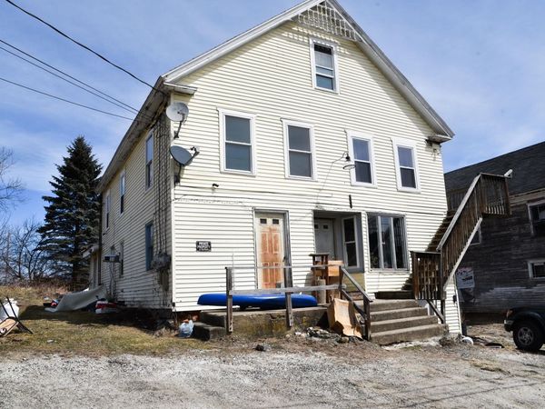 42 Front Street, Sumner, ME 04292