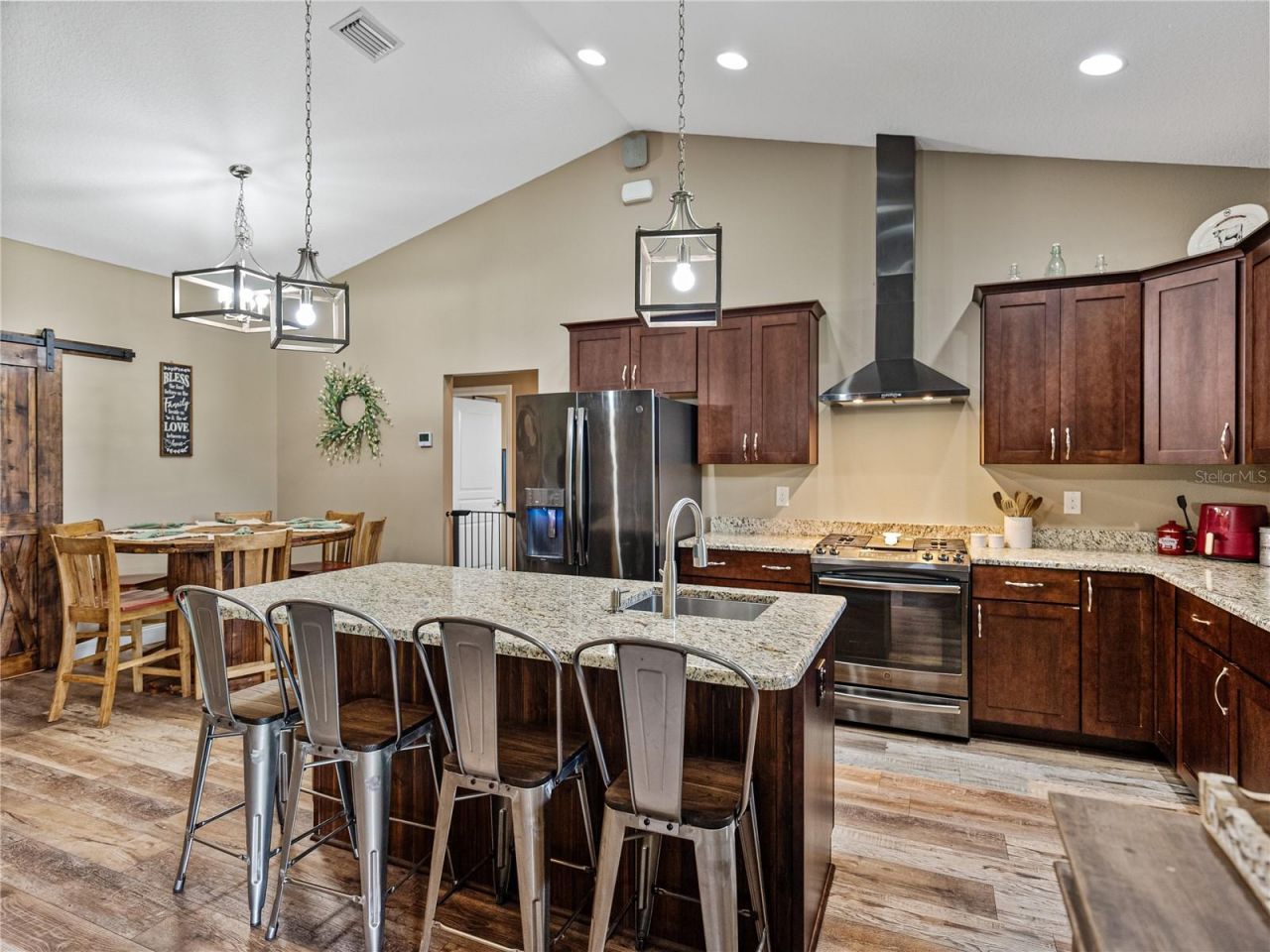 35657 Ashley Lane, Dade City, FL 33523 Photo