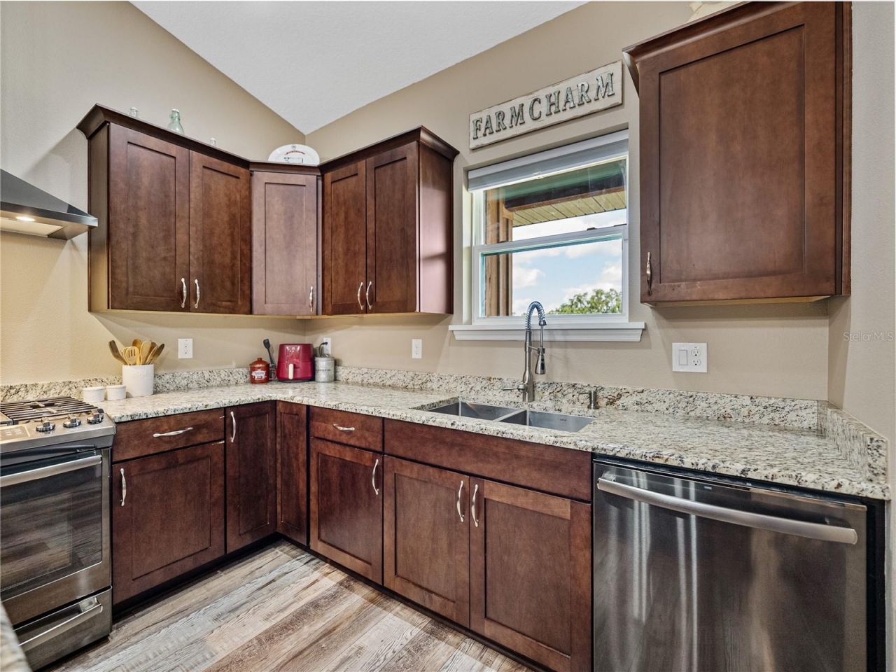 35657 Ashley Lane, Dade City, FL 33523 Photo