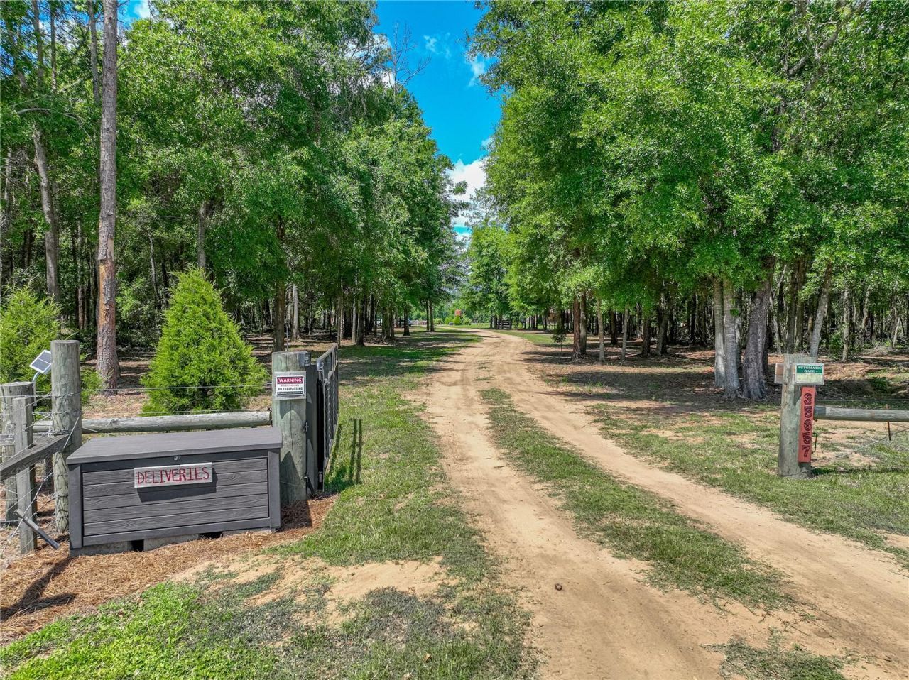 35657 Ashley Lane, Dade City, FL 33523 Photo