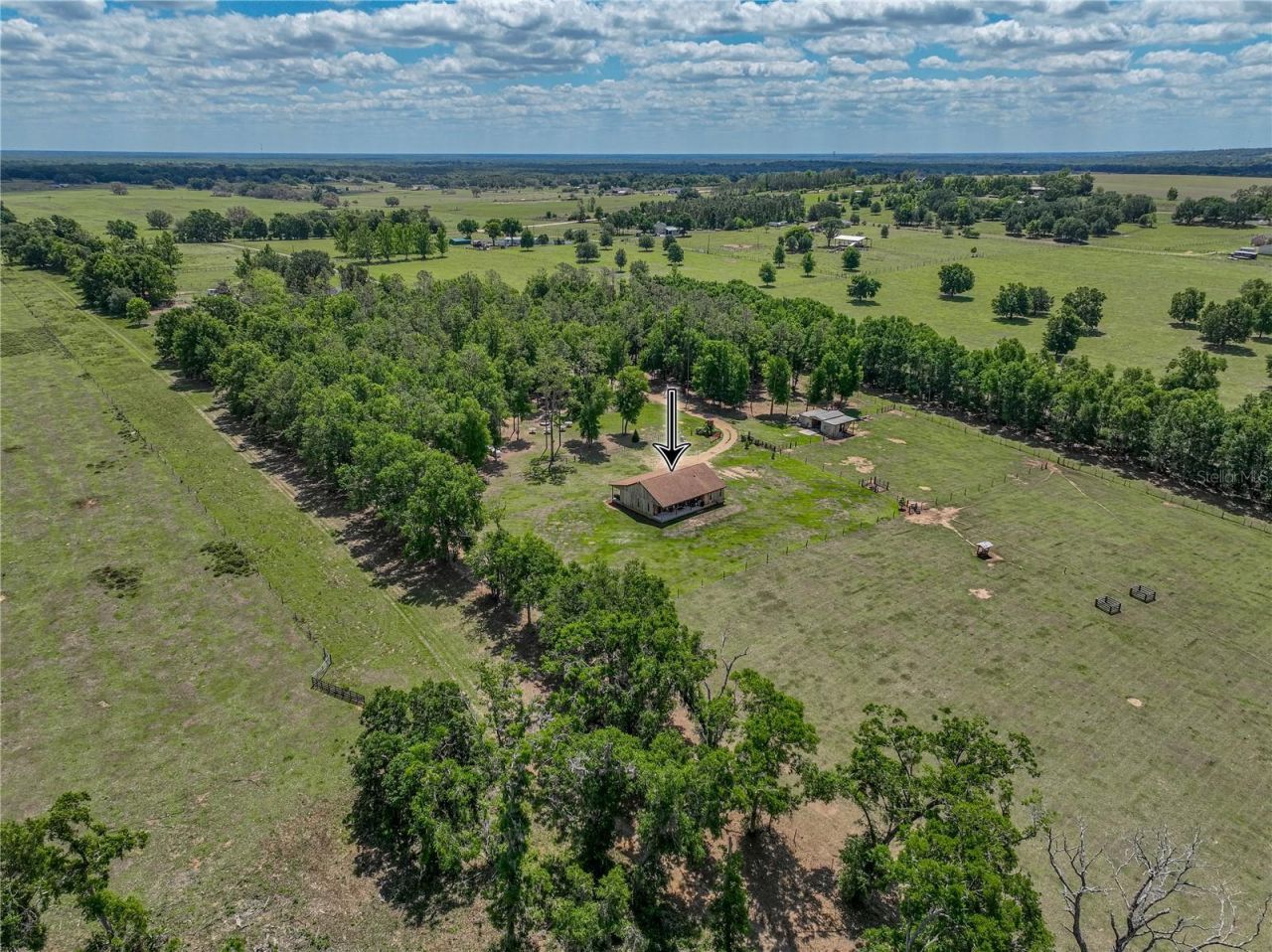 35657 Ashley Lane, Dade City, FL 33523 Photo