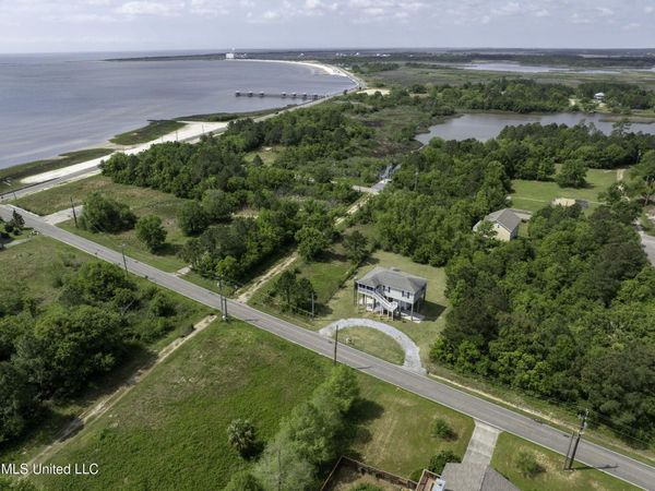 5055 Ioor Avenue, Bay Saint Louis, MS 39520