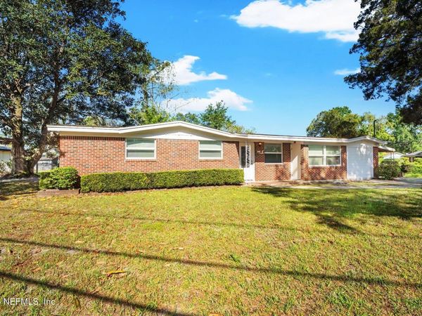 4906 CHIVALRY Drive, Jacksonville, FL 32208
