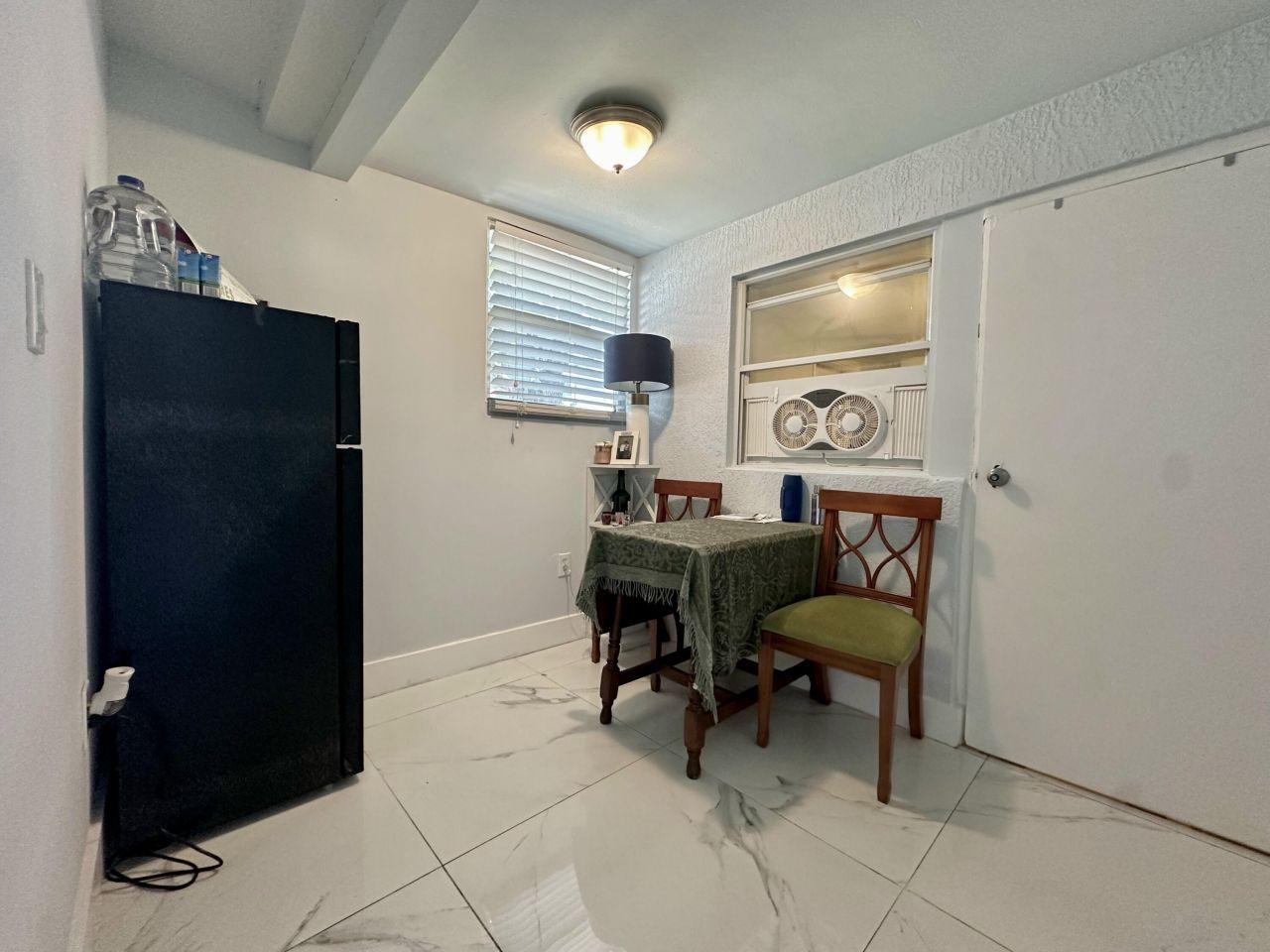 946 Mcintosh Street, West Palm Beach, FL 33405 Photo