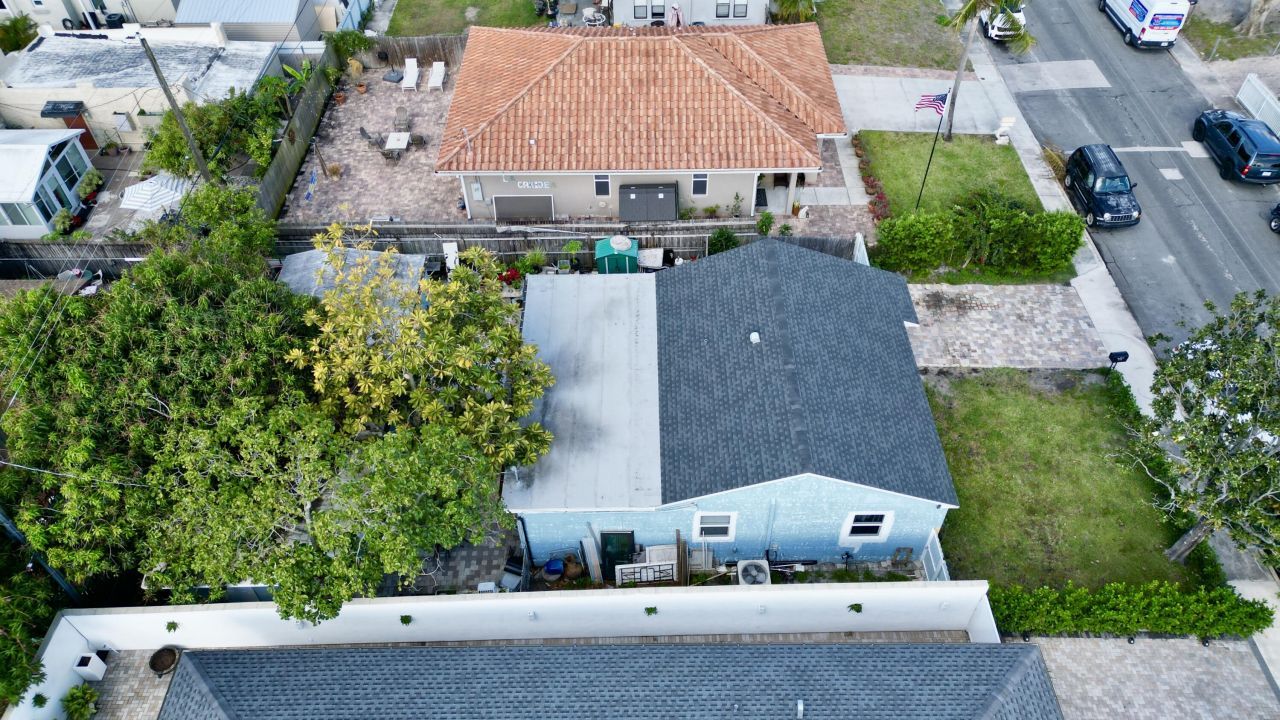 946 Mcintosh Street, West Palm Beach, FL 33405 Photo