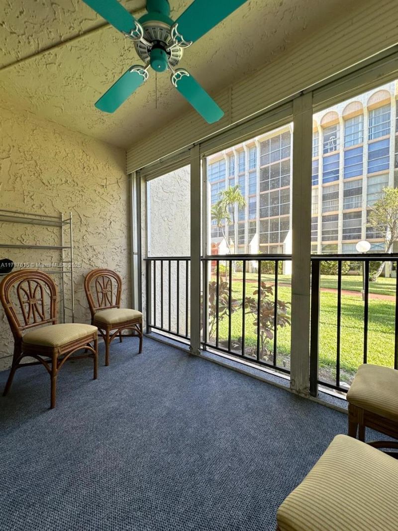 851 Three Islands Blvd, Unit 114, Hallandale Beach, FL 33009 Photo