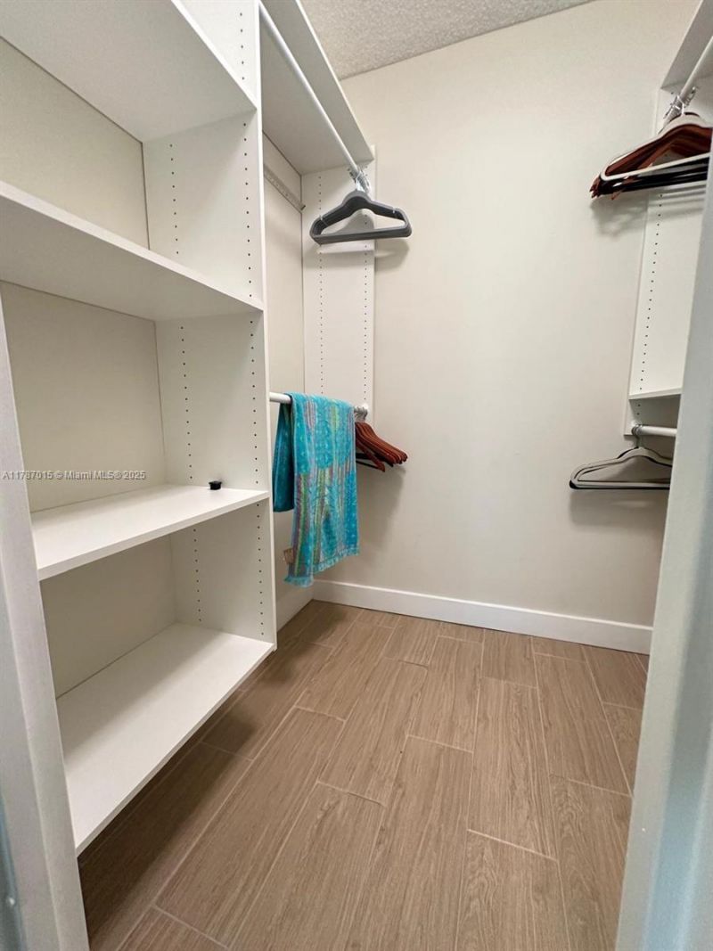 851 Three Islands Blvd, Unit 114, Hallandale Beach, FL 33009 Photo