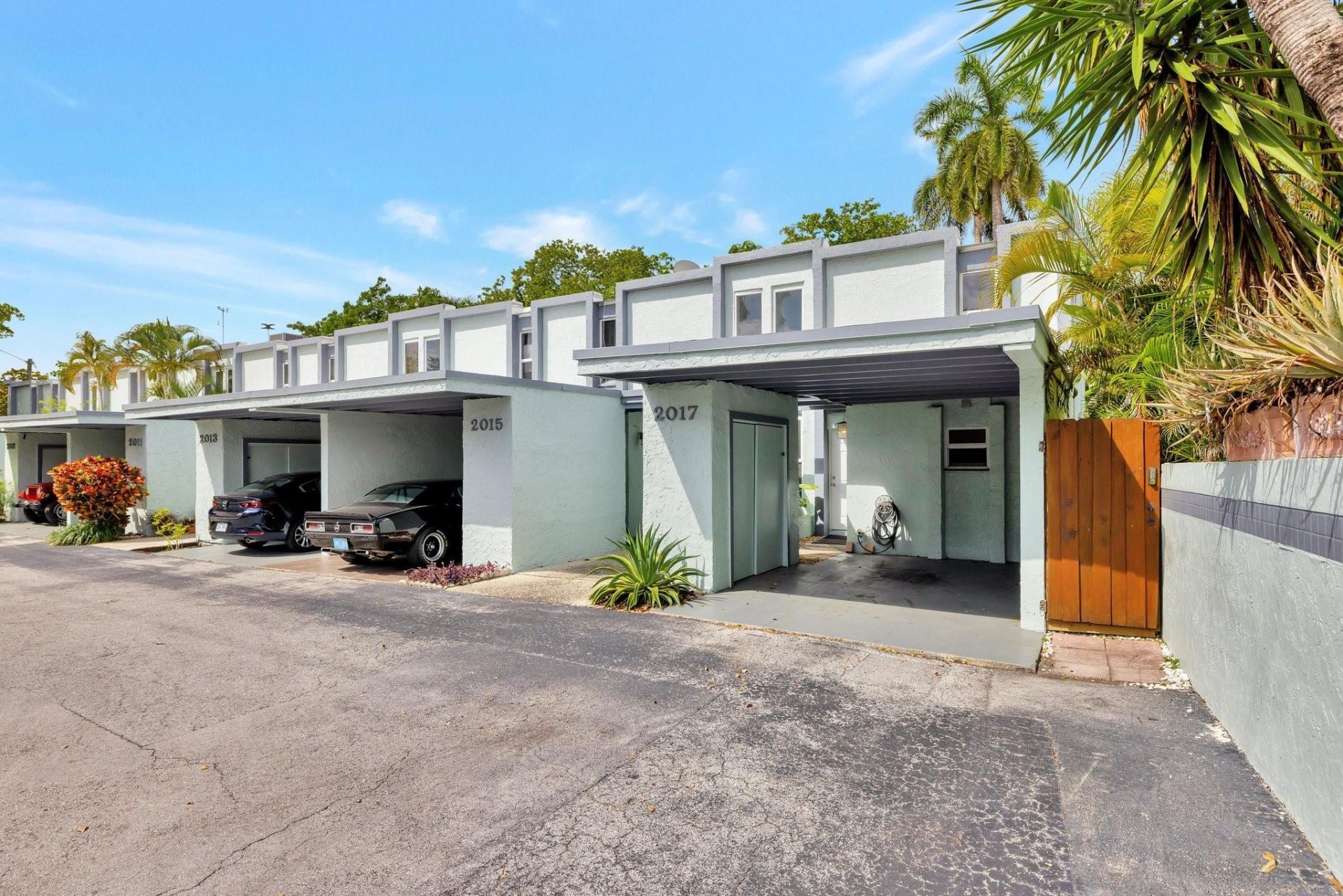 2017 N Dixie Hwy, Wilton Manors, FL 33305 Photo