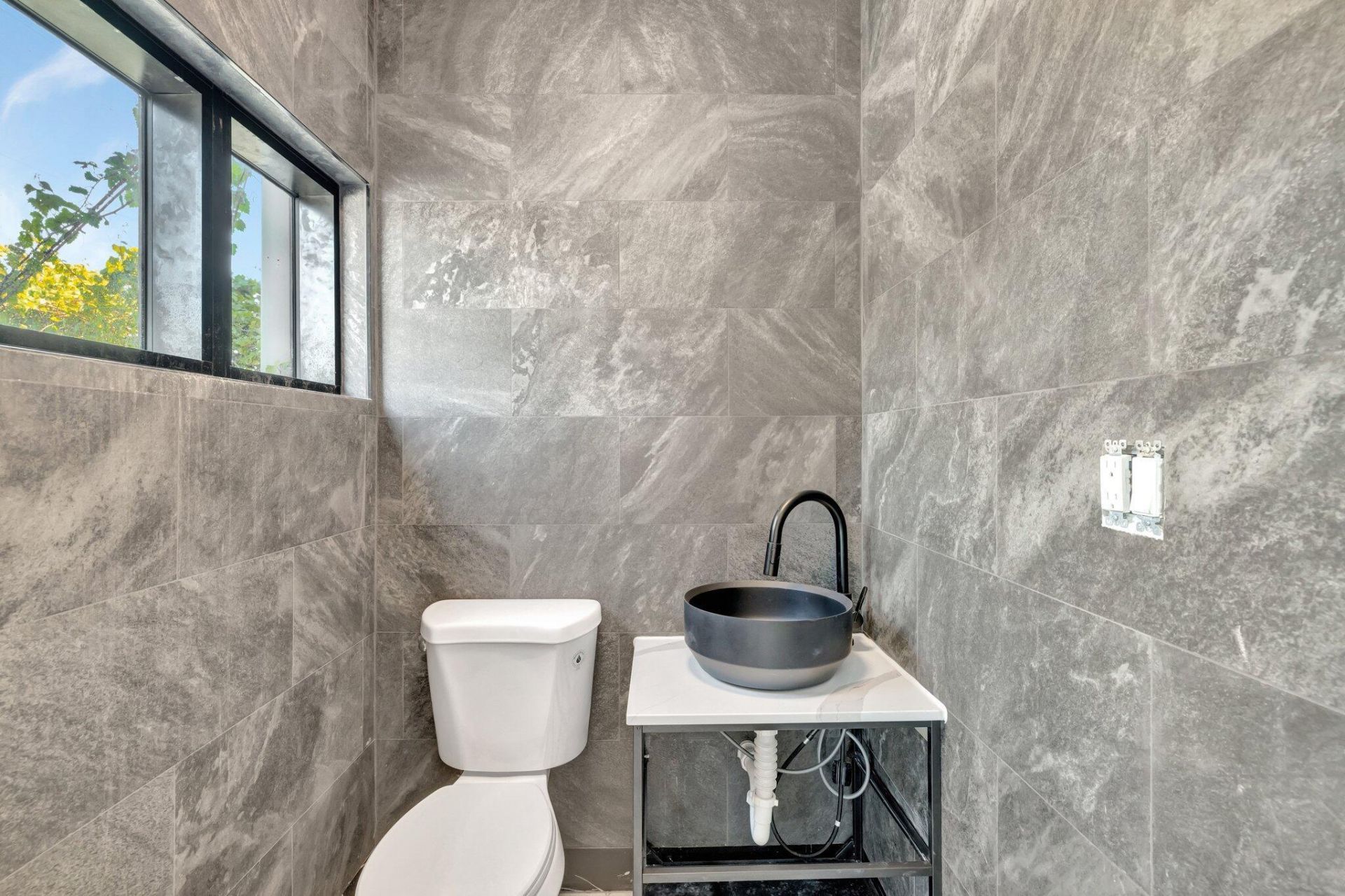 3490 Oleander Avenue, Fort Pierce, FL 34982 Photo