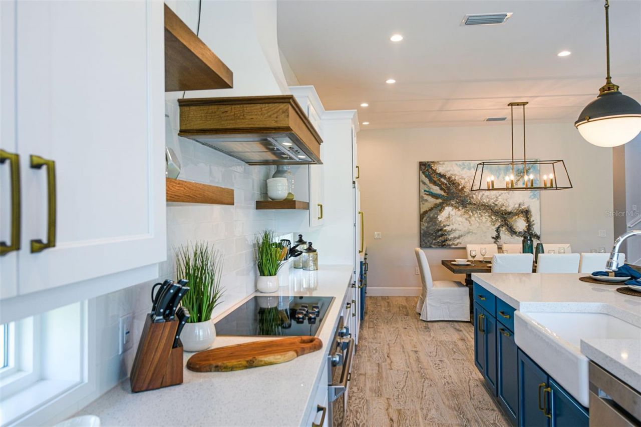 221 Grant Drive, Sarasota, FL 34236 Photo