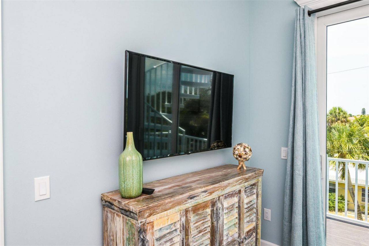 221 Grant Drive, Sarasota, FL 34236 Photo