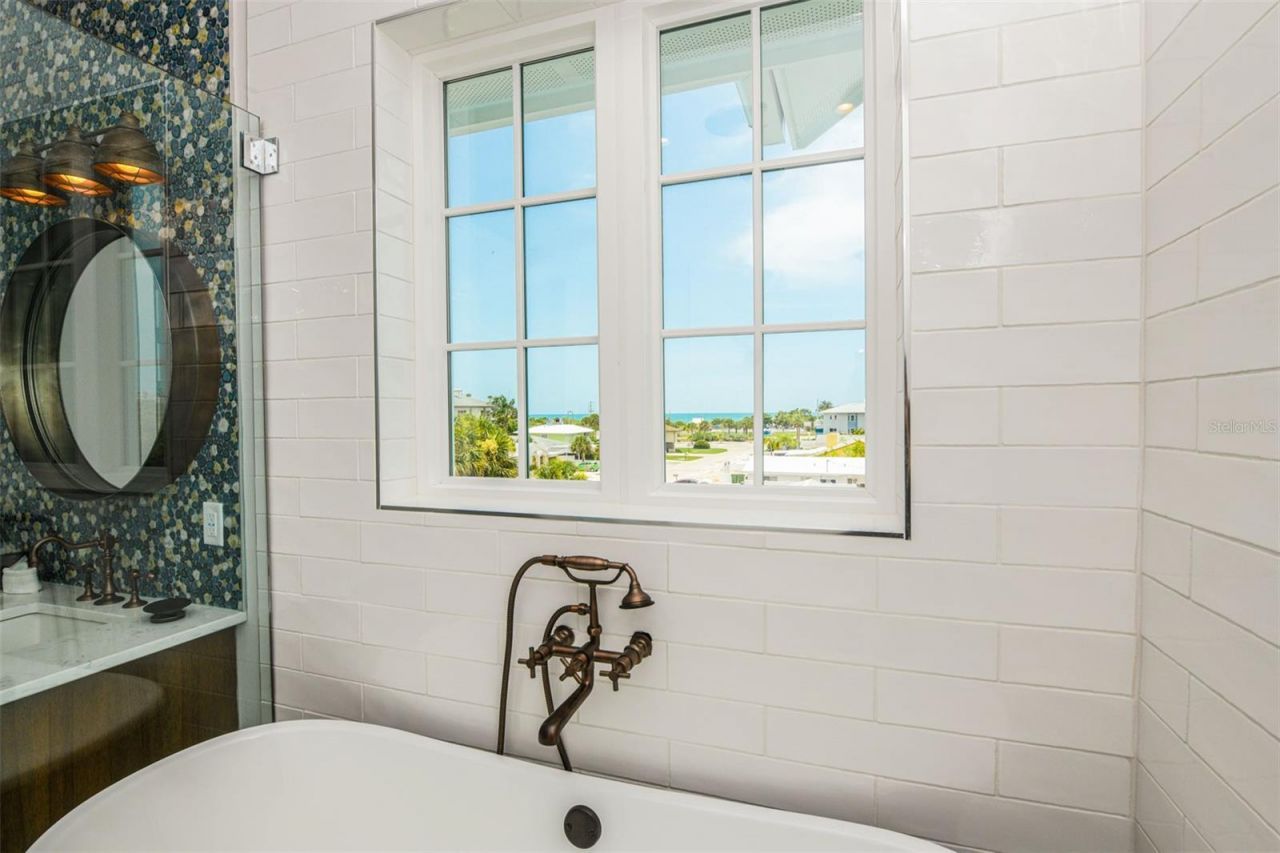 221 Grant Drive, Sarasota, FL 34236 Photo