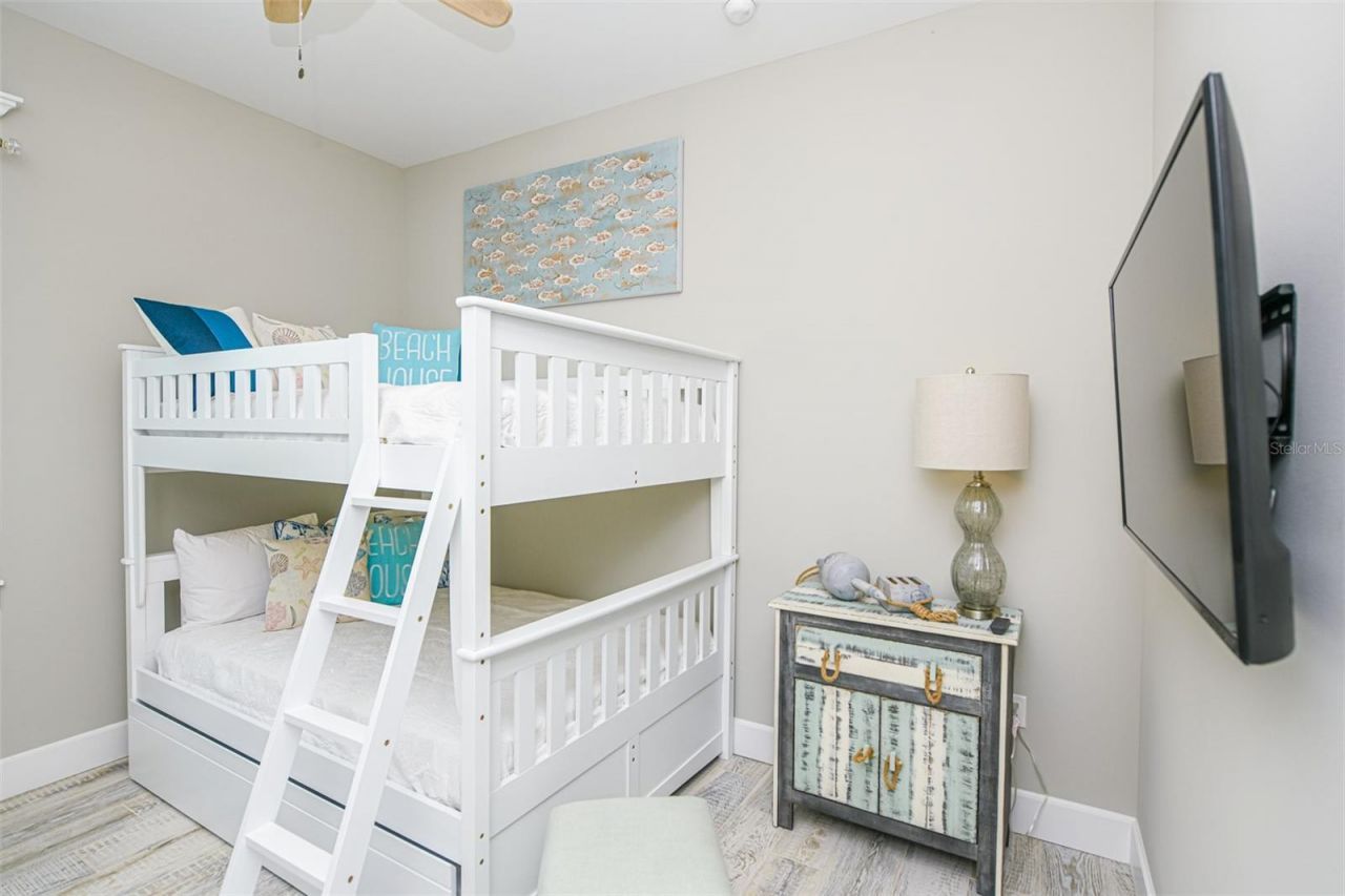 221 Grant Drive, Sarasota, FL 34236 Photo