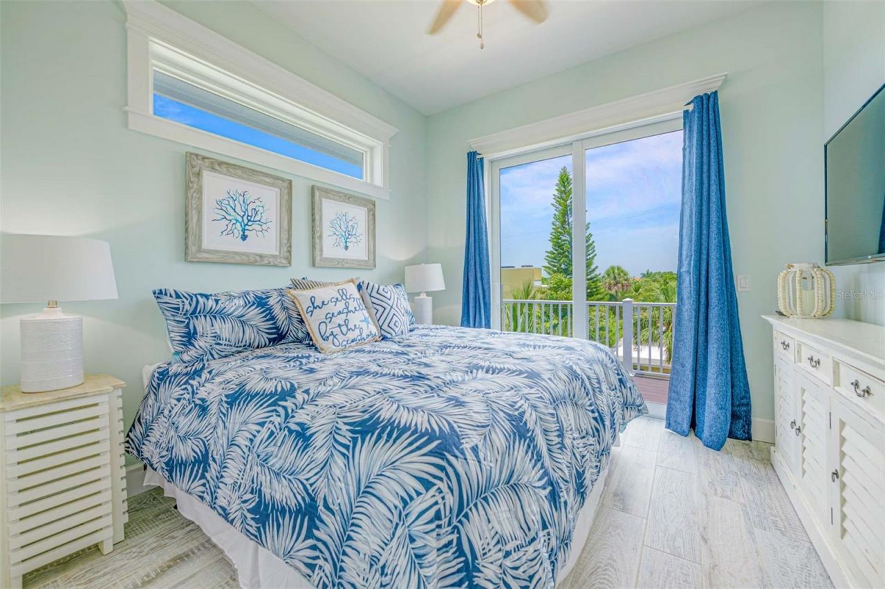 221 Grant Drive, Sarasota, FL 34236 Photo