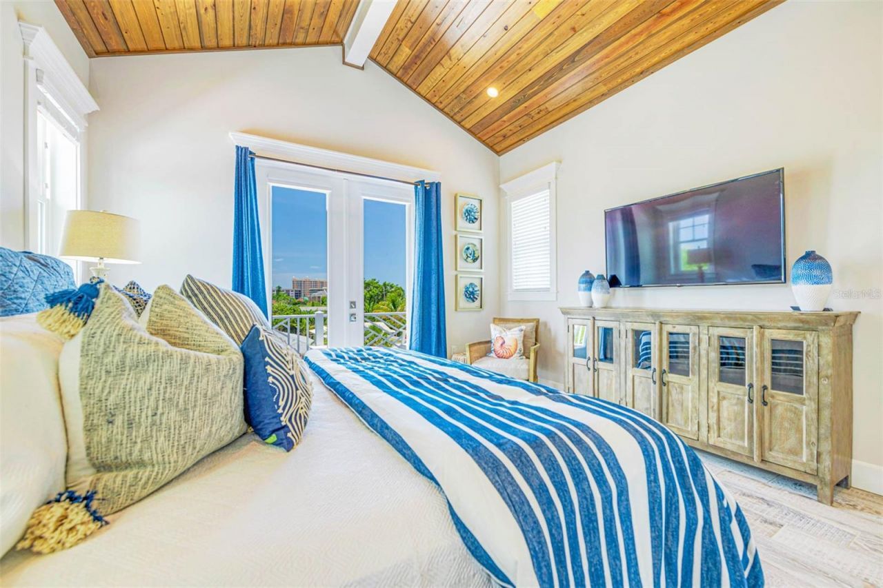 221 Grant Drive, Sarasota, FL 34236 Photo