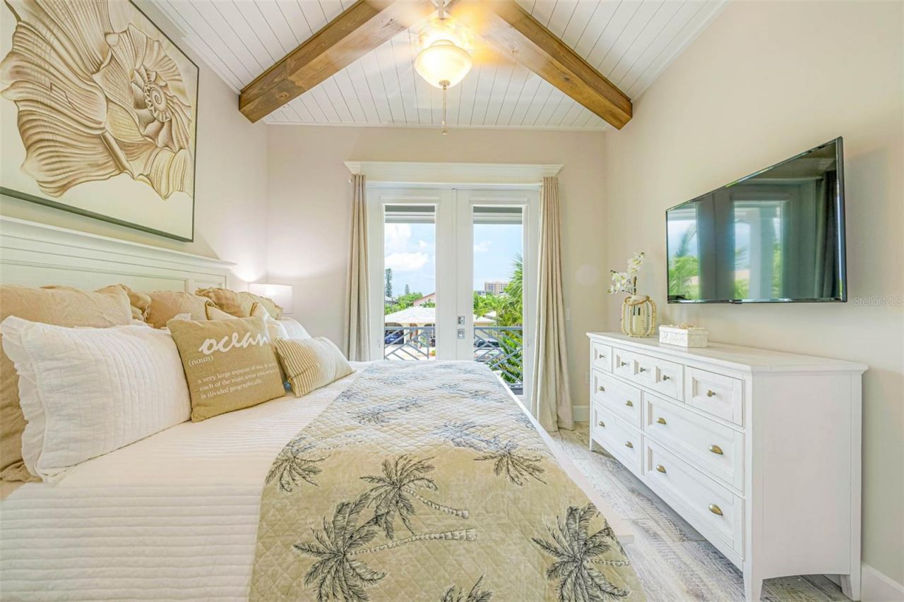 221 Grant Drive, Sarasota, FL 34236 Photo