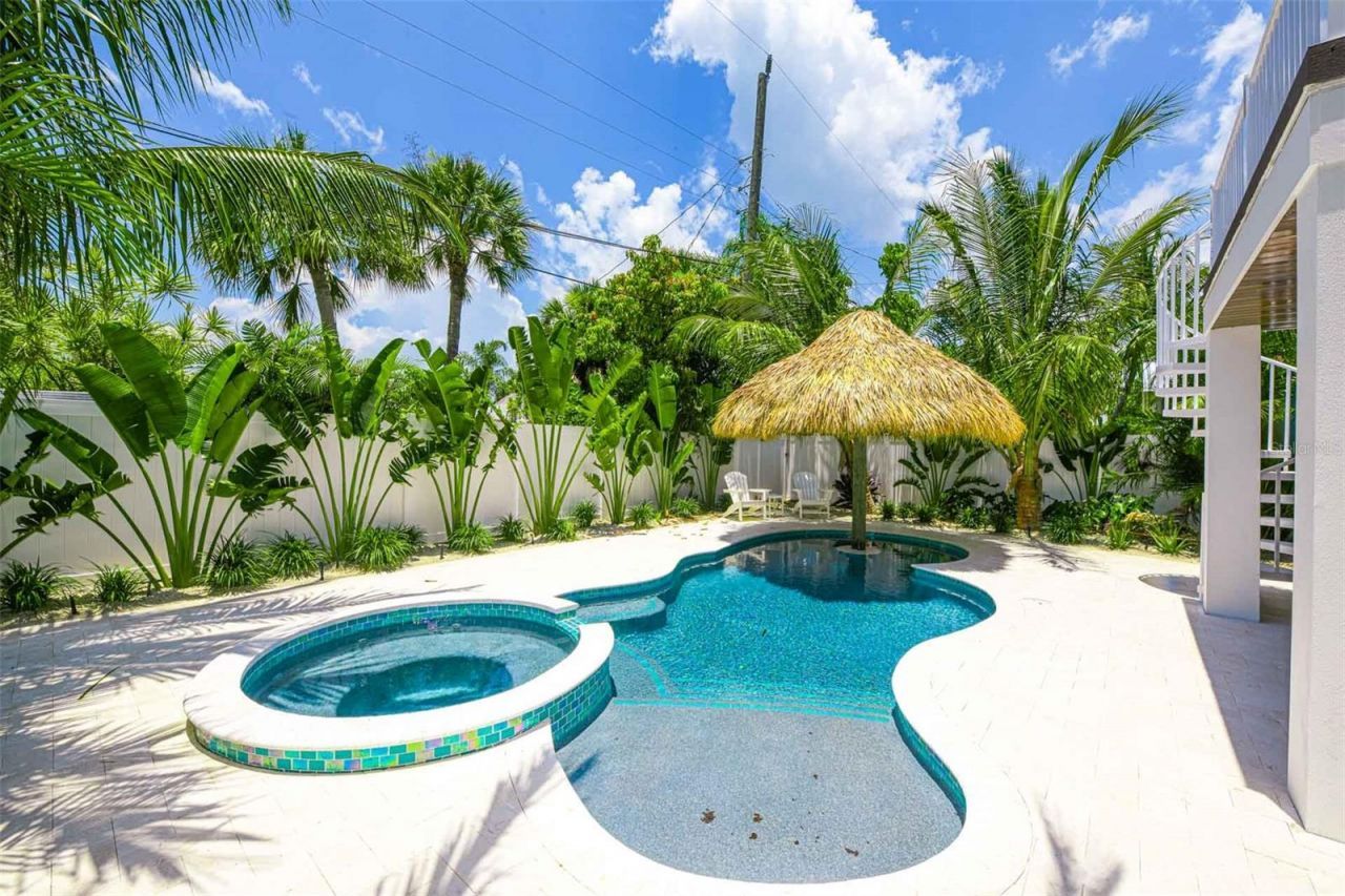 221 Grant Drive, Sarasota, FL 34236 Photo