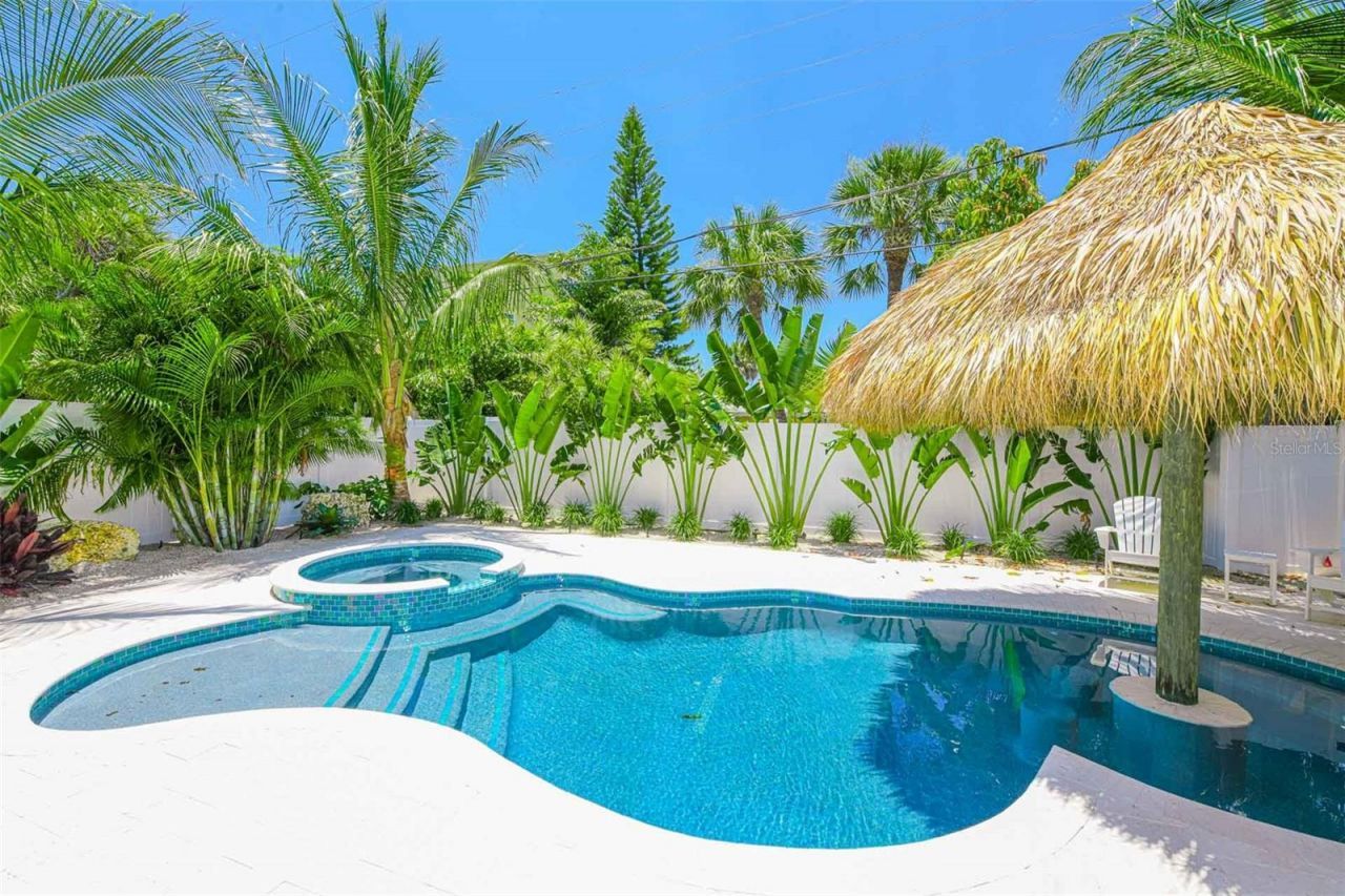 221 Grant Drive, Sarasota, FL 34236 Photo