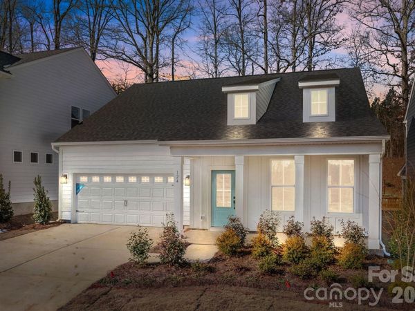 124 Canary Lane, Mooresville, NC 28115