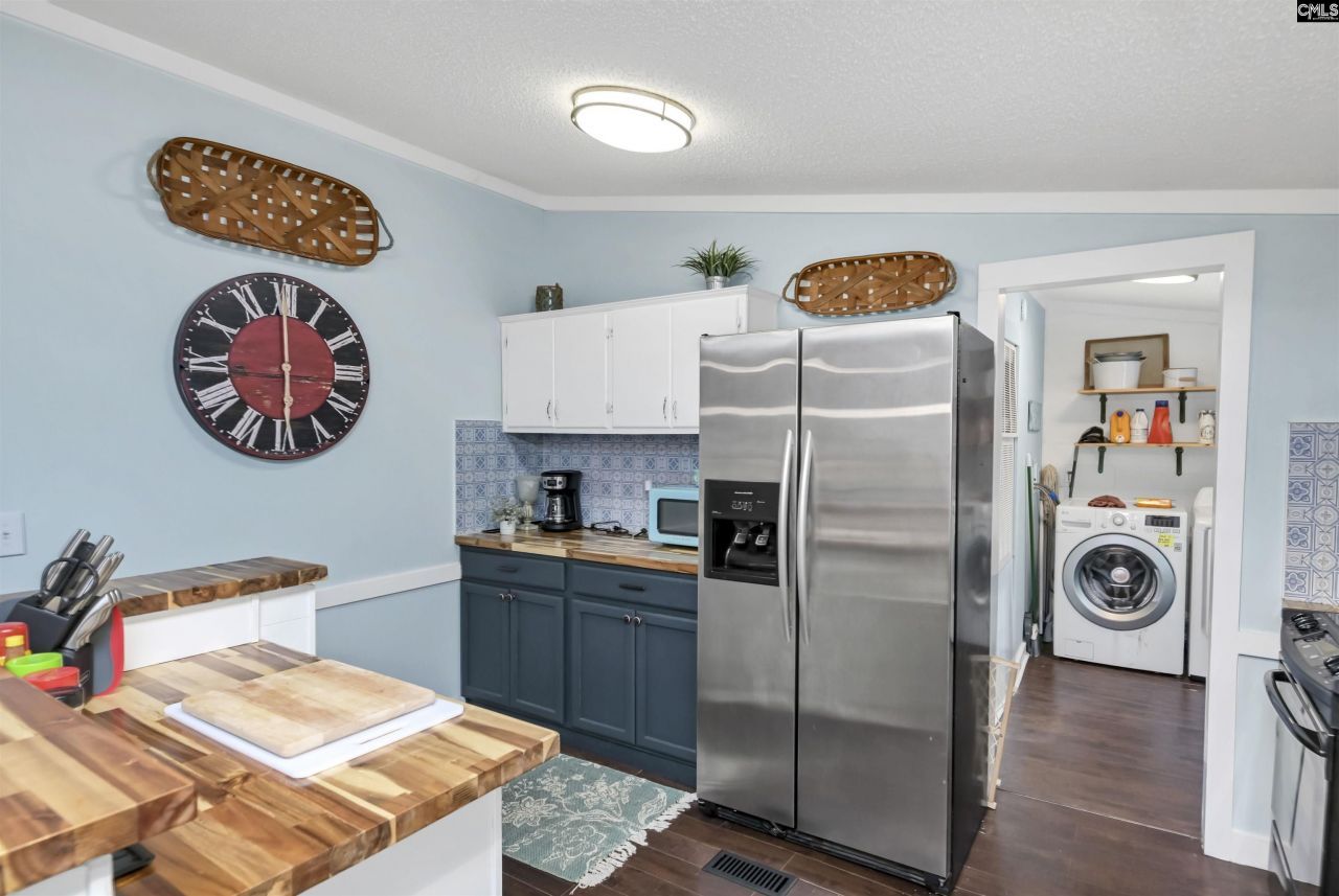 2075 Great North Road Photo 14