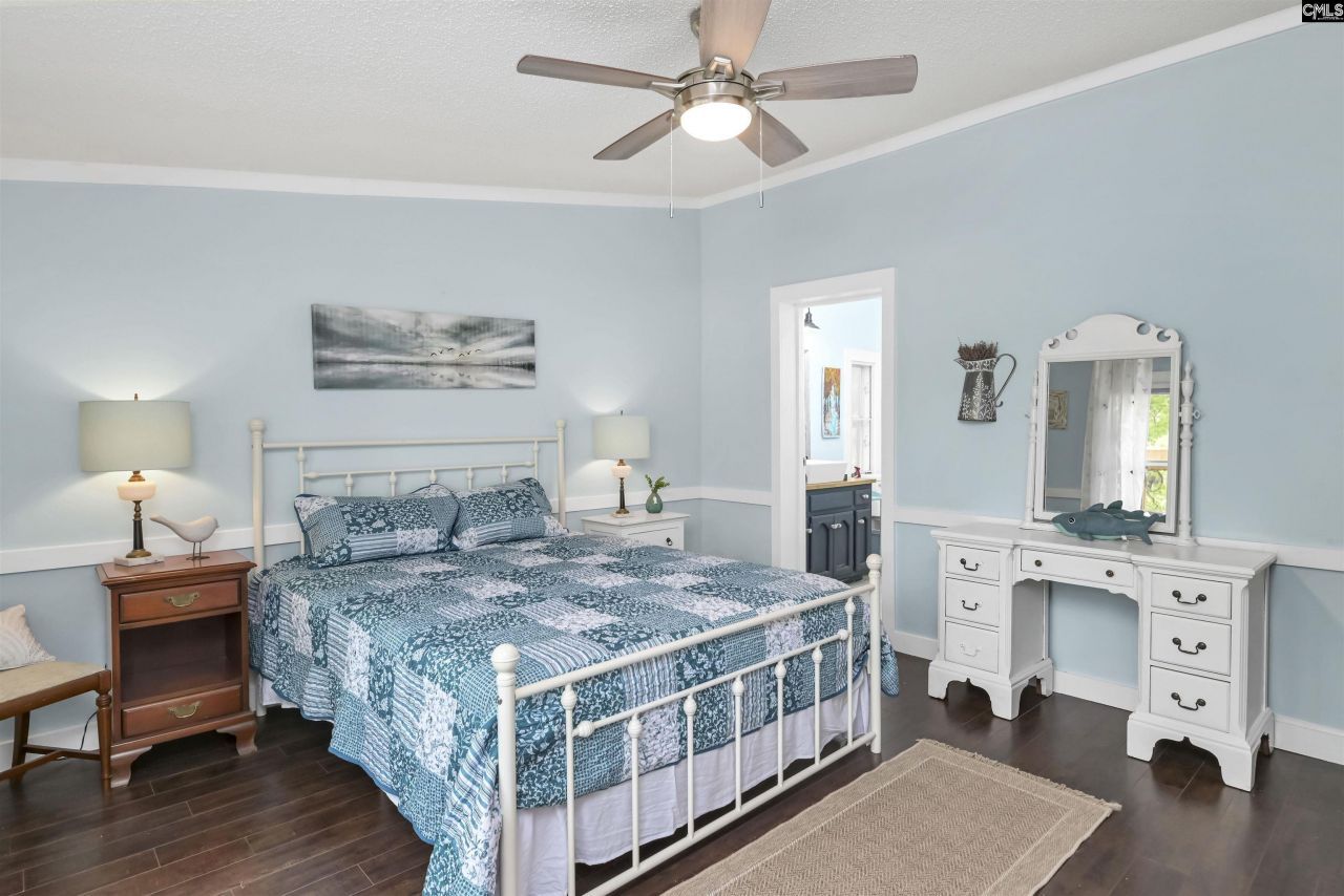 2075 Great North Road Photo 23