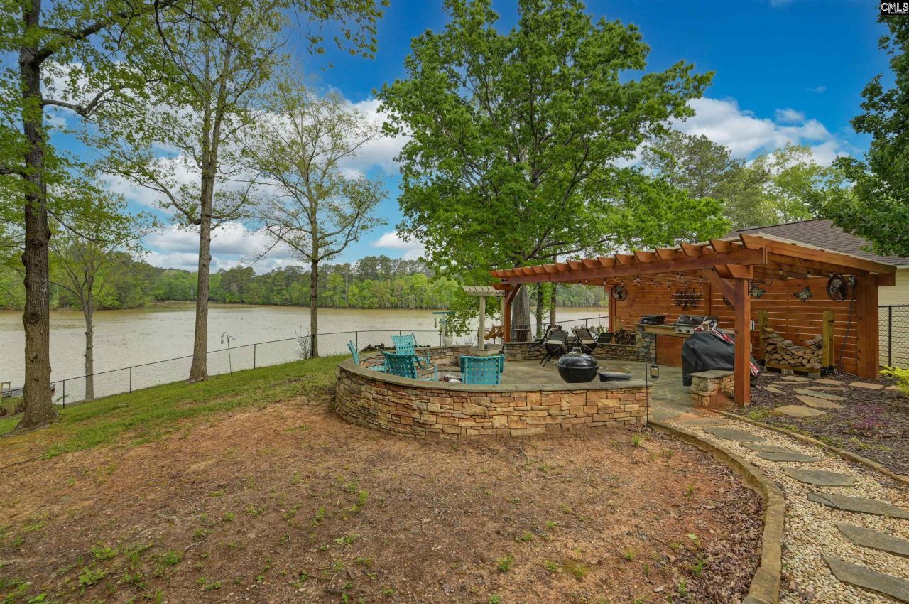 2075 Great North Road Photo 38