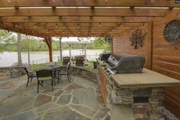 2075 Great North Road photo 4