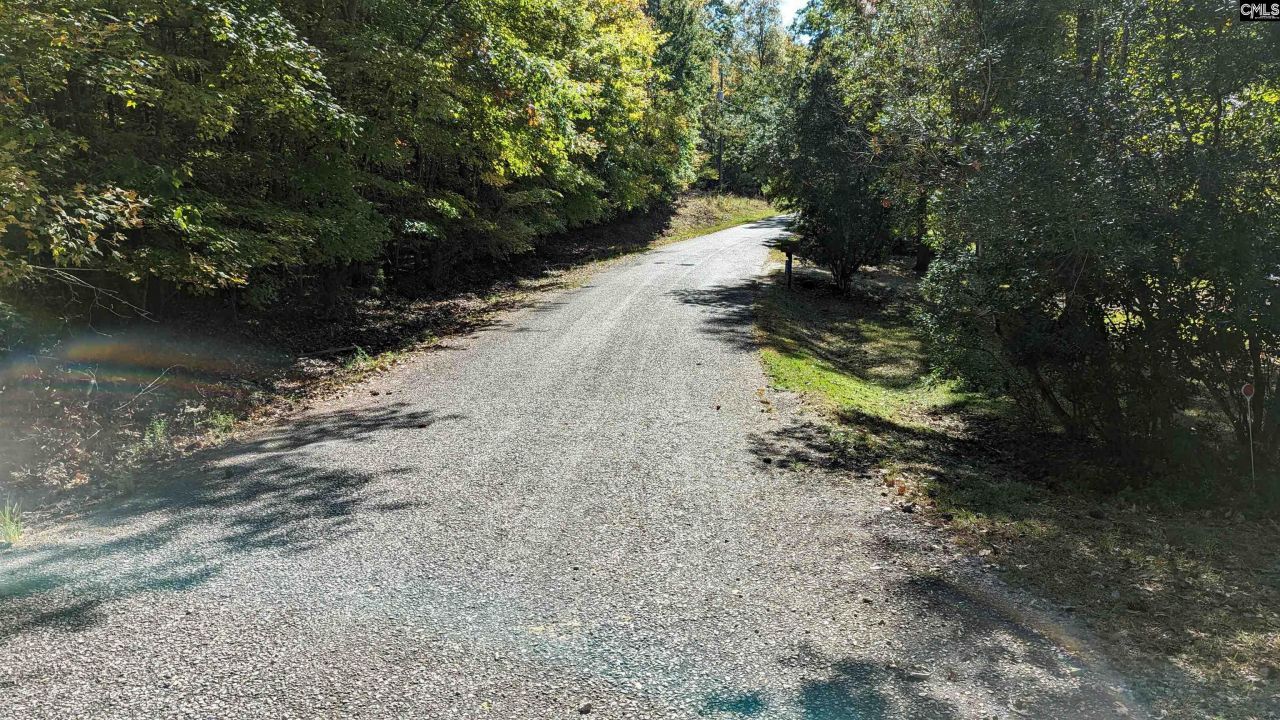 2075 Great North Road Photo 45