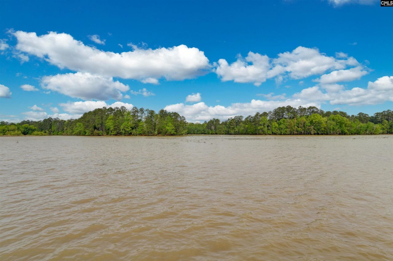 2075 Great North Road Photo 68