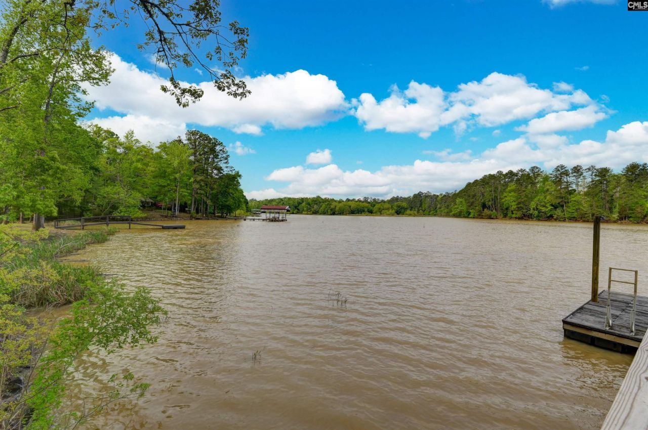 2075 Great North Road Photo 69