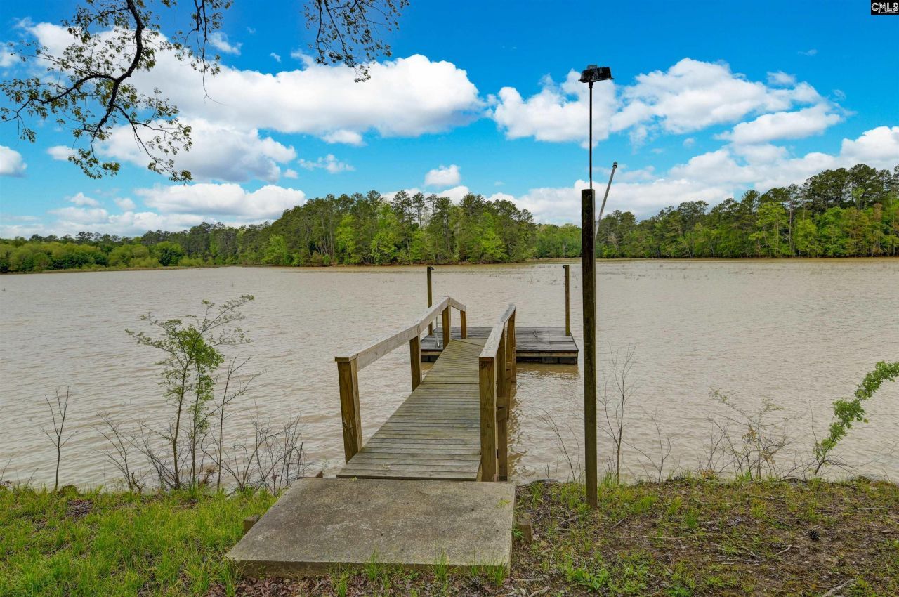 2075 Great North Road Photo 72