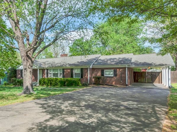 2719 Gray Circle, Columbia, TN 38401