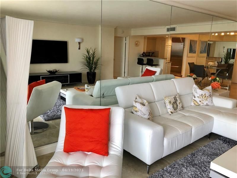 1 Las Olas Circle, Unit 1414, Fort Lauderdale, FL 33316 Photo