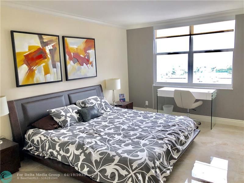 1 Las Olas Circle, Unit 1414, Fort Lauderdale, FL 33316 Photo
