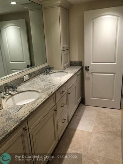 1 Las Olas Circle, Unit 1414, Fort Lauderdale, FL 33316 Photo