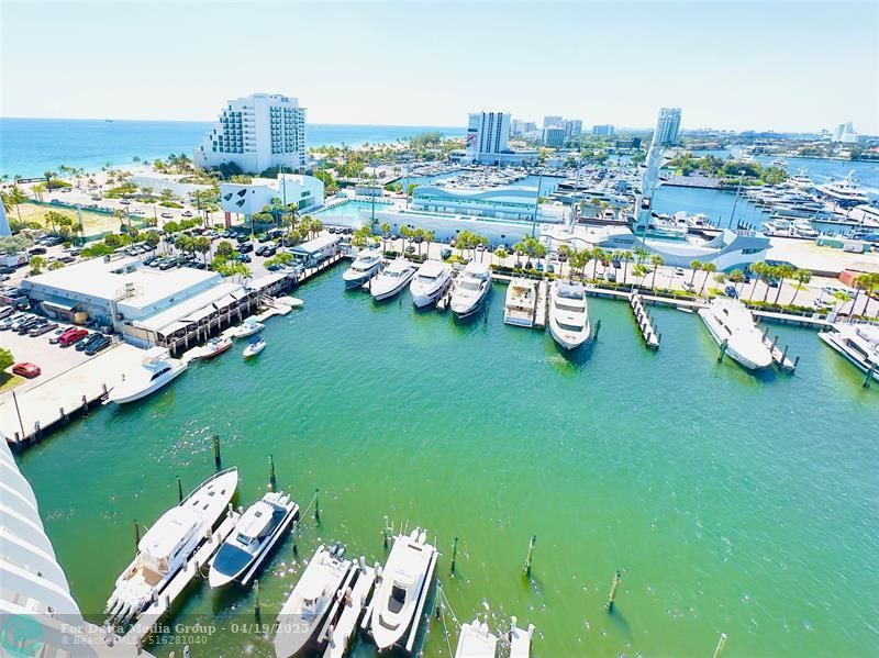 1 Las Olas Circle, Unit 1414, Fort Lauderdale, FL 33316 Photo