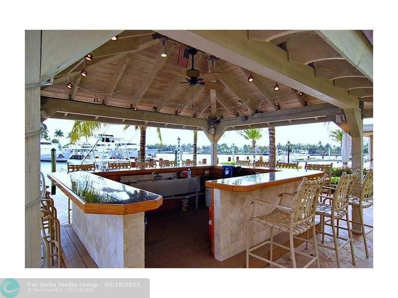 1 Las Olas Circle, Unit 1414, Fort Lauderdale, FL 33316 Photo