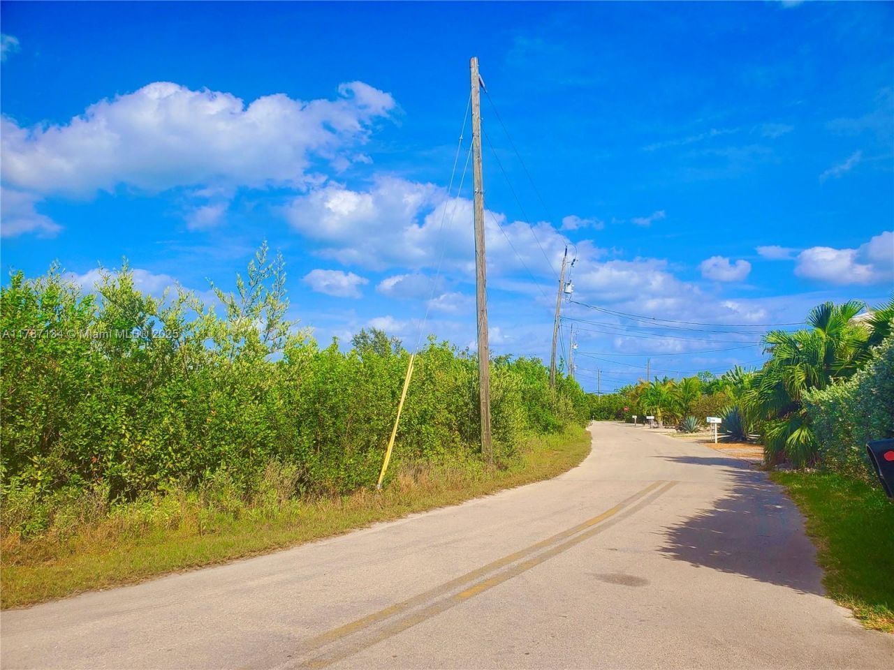 0 Santa Barbara, Marathon, FL 33050 Photo