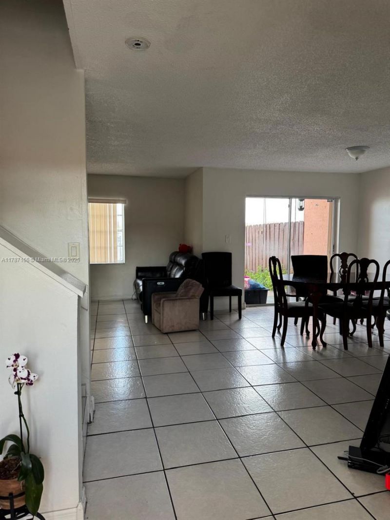 12355 NW 7th Ln, Miami, FL 33182 Photo