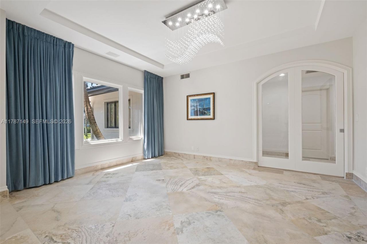 2561 Lucille Dr, Fort Lauderdale, FL 33316 Photo