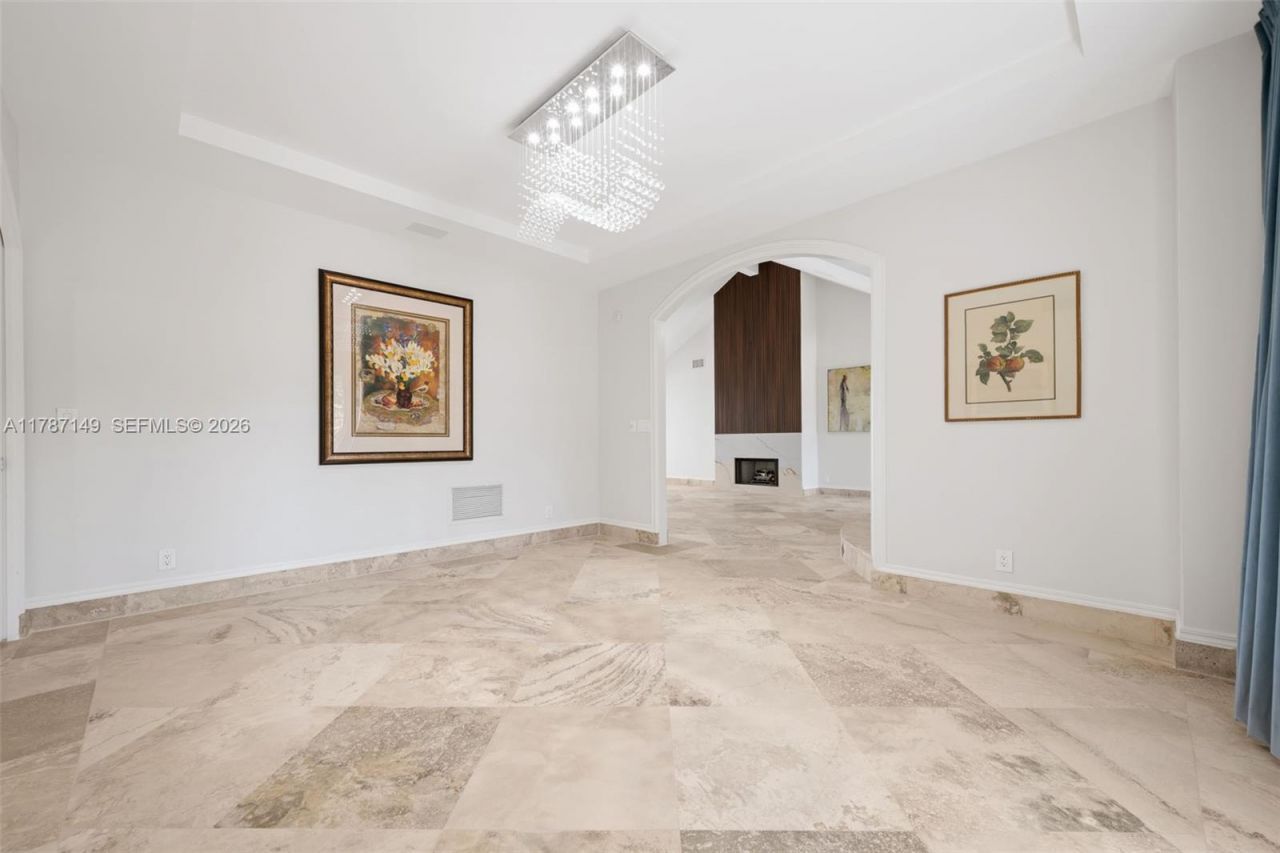 2561 Lucille Dr, Fort Lauderdale, FL 33316 Photo