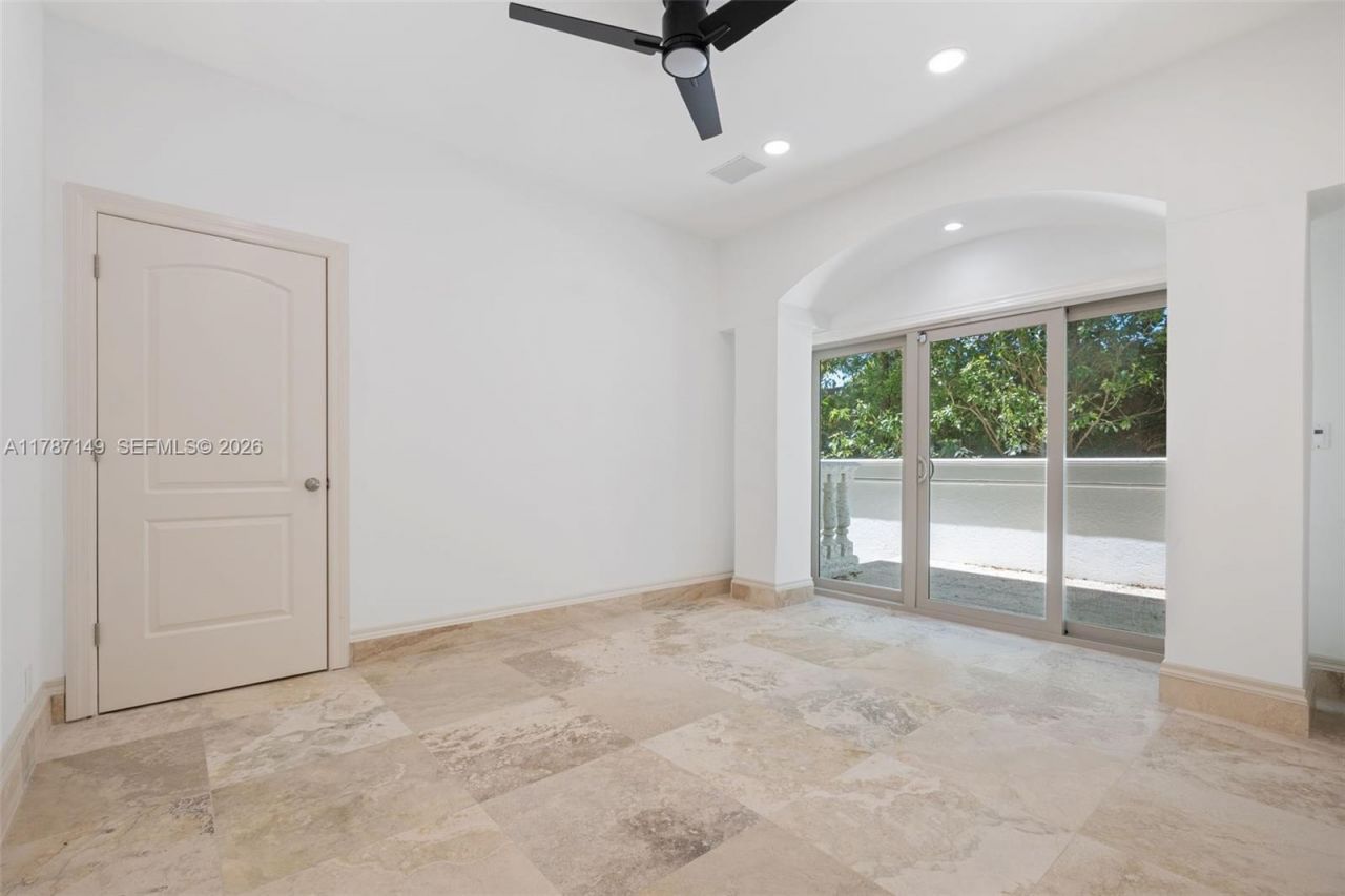 2561 Lucille Dr, Fort Lauderdale, FL 33316 Photo