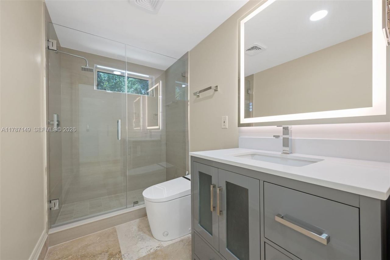 2561 Lucille Dr, Fort Lauderdale, FL 33316 Photo