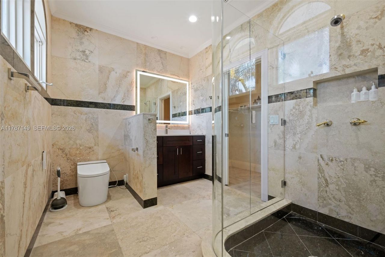 2561 Lucille Dr, Fort Lauderdale, FL 33316 Photo