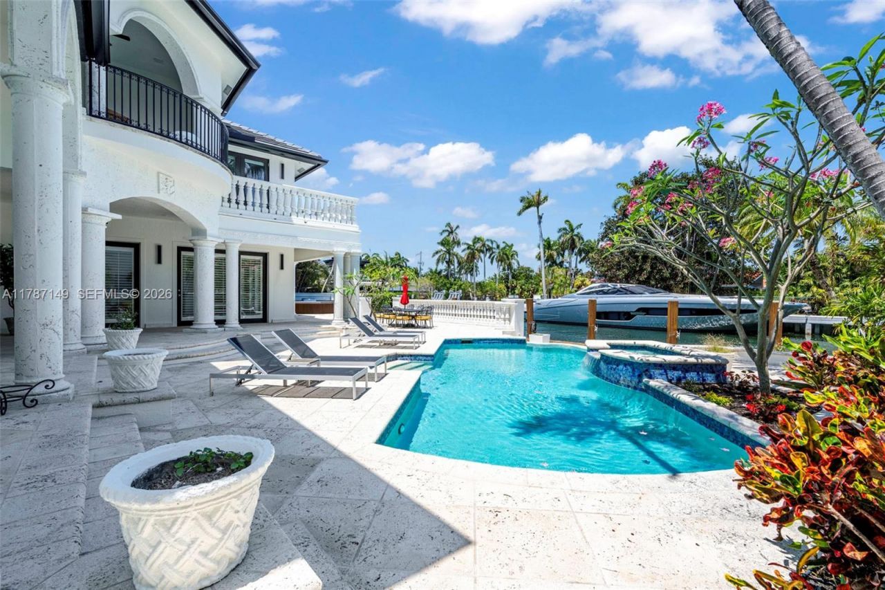 2561 Lucille Dr, Fort Lauderdale, FL 33316 Photo